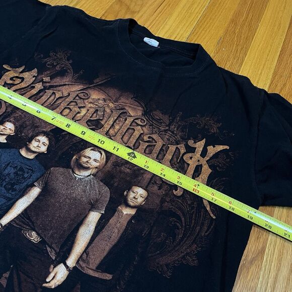 Vintage 2010 Nickelback Black Graphic Concert Tee - Picture 6 of 9